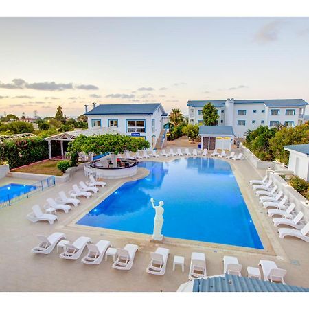 Queen Aphrodite Hotel Karpasa ภายนอก รูปภาพ