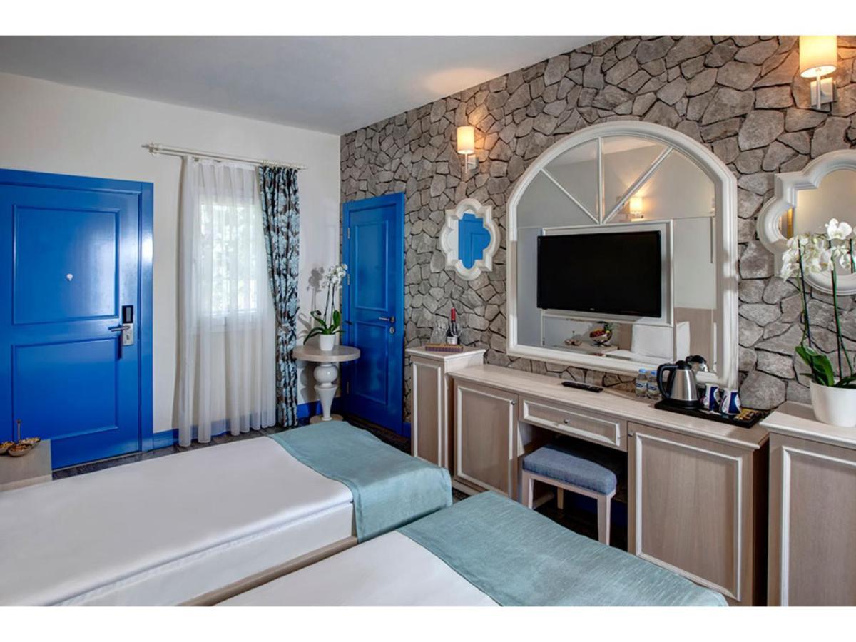 Queen Aphrodite Hotel Karpasa ภายนอก รูปภาพ