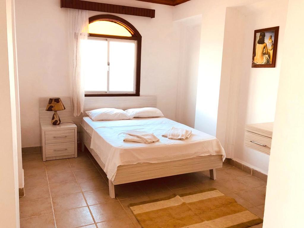 Queen Aphrodite Hotel Karpasa ภายนอก รูปภาพ